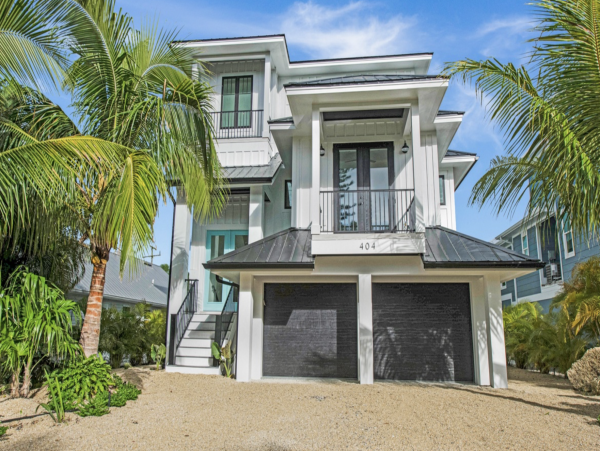 Anna Maria Walk to Beach Five Bedroom Vacation Home